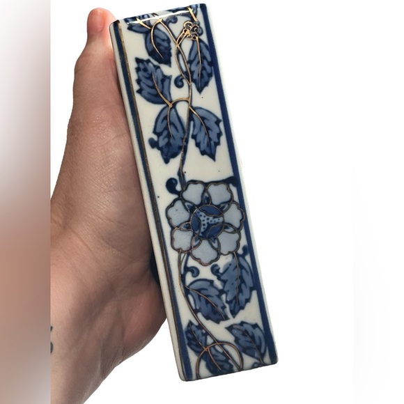 Vintage Porcelain Oriental Floral Trinket Box gold accents Lidded Box numbered - Picture 15 of 15